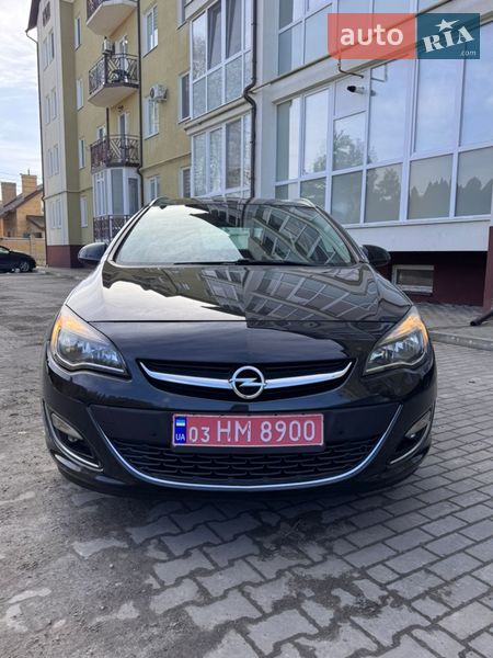 Универсал Opel Astra 2013 в Луцке