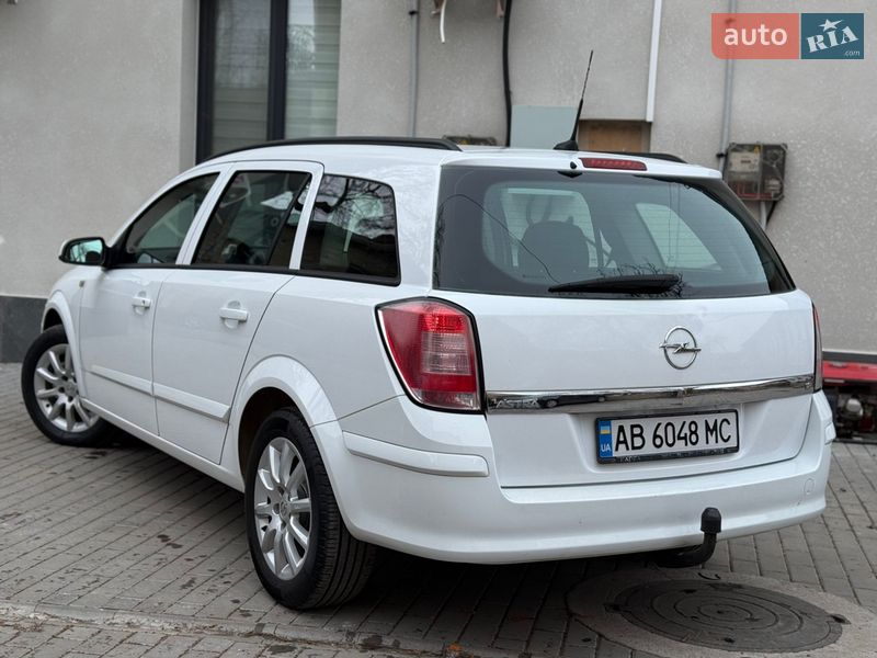 Универсал Opel Astra 2007 в Могилев-Подольске