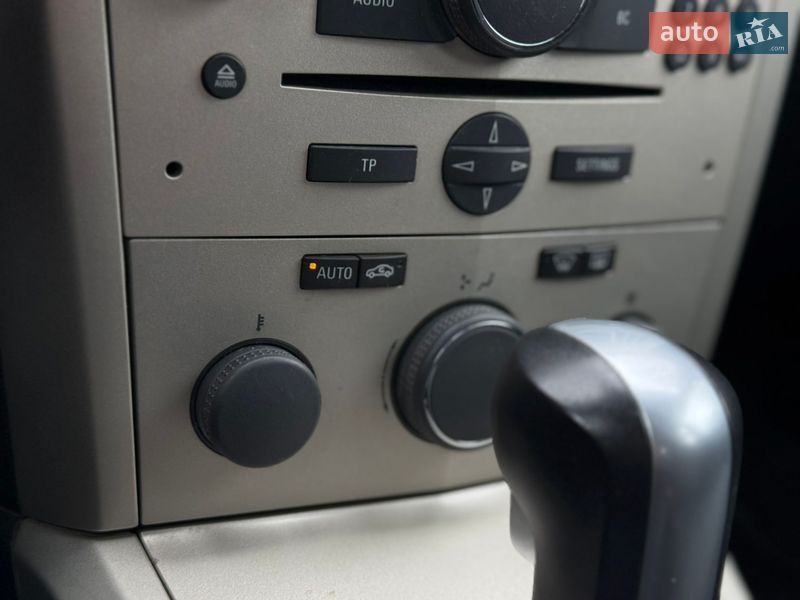 Универсал Opel Astra 2007 в Могилев-Подольске