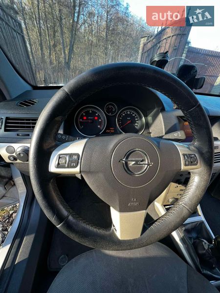 Универсал Opel Astra 2008 в Дублянах
