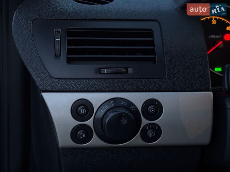 Універсал Opel Astra 2008 в Тернополі