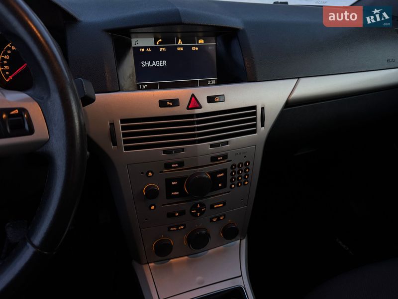 Універсал Opel Astra 2008 в Тернополі