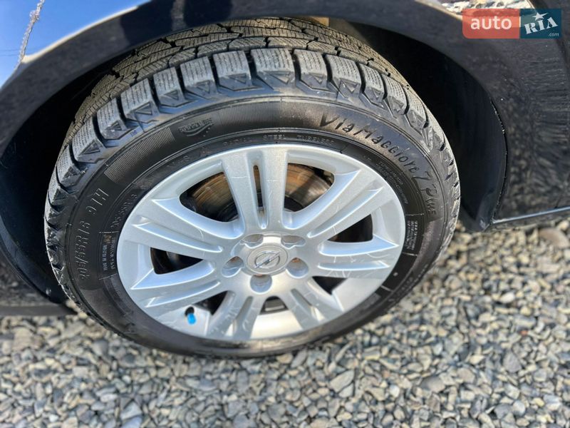 Универсал Opel Astra 2009 в Хусте