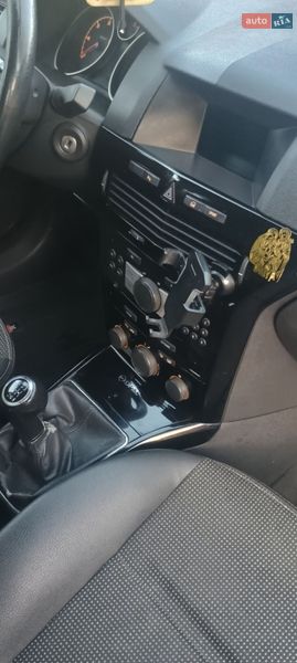 Універсал Opel Astra 2008 в Коломиї