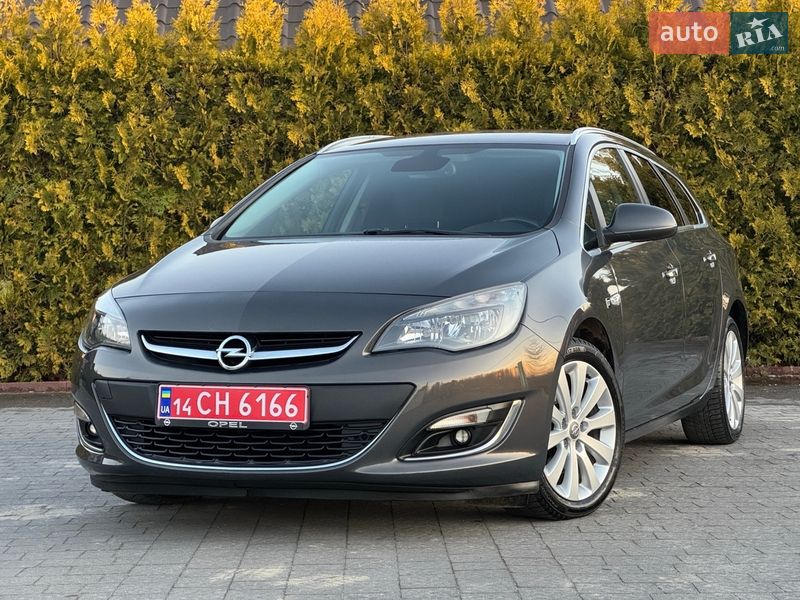 Универсал Opel Astra 2013 в Стрые
