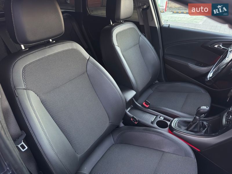 Универсал Opel Astra 2013 в Стрые