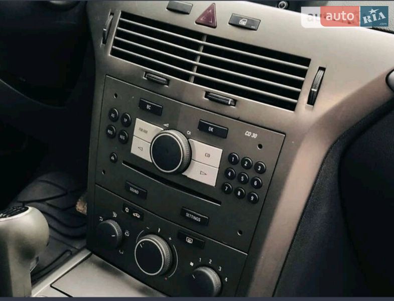 Универсал Opel Astra 2006 в Богородчанах