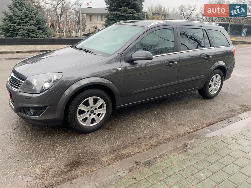Универсал Opel Astra 2009 в Запорожье