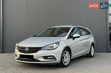 Універсал Opel Astra 2017 в Луцьку