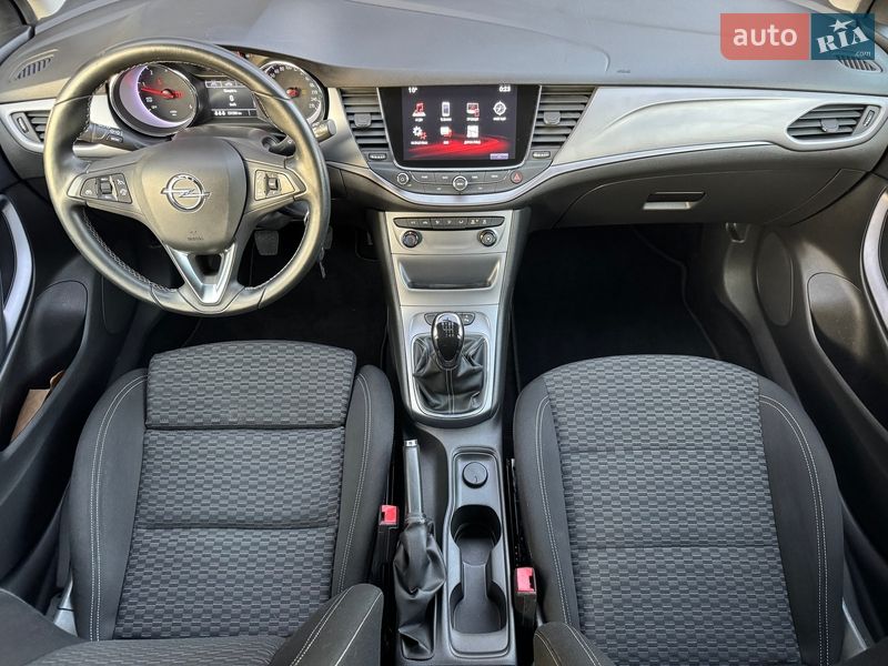 Універсал Opel Astra 2017 в Луцьку