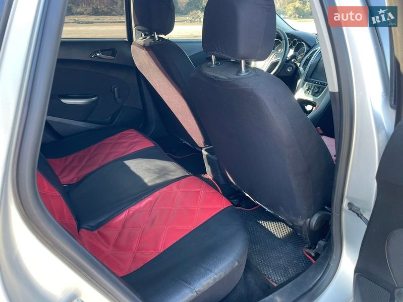 Універсал Opel Astra 2012 в Львові