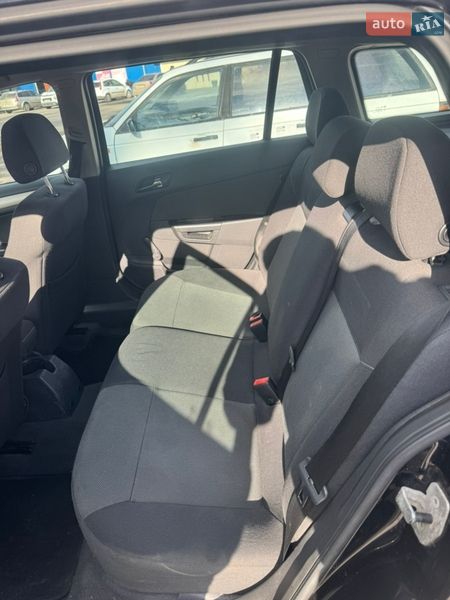 Универсал Opel Astra 2007 в Полтаве