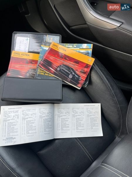 Хэтчбек Opel Astra 2013 в Львове
