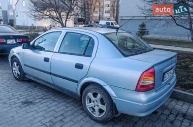 Седан Opel Astra 2004 в Ивано-Франковске