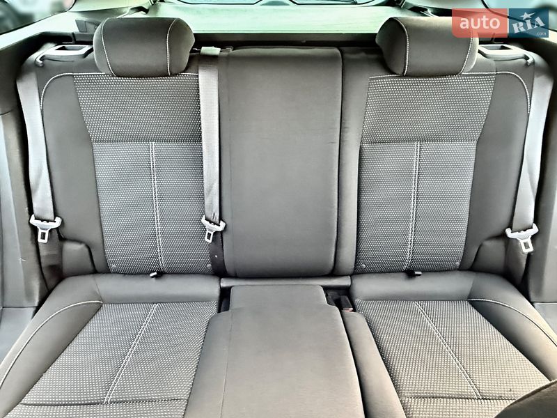 Универсал Opel Astra 2011 в Дрогобыче