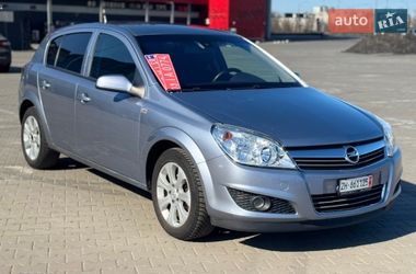 Хэтчбек Opel Astra 2009 в Киеве