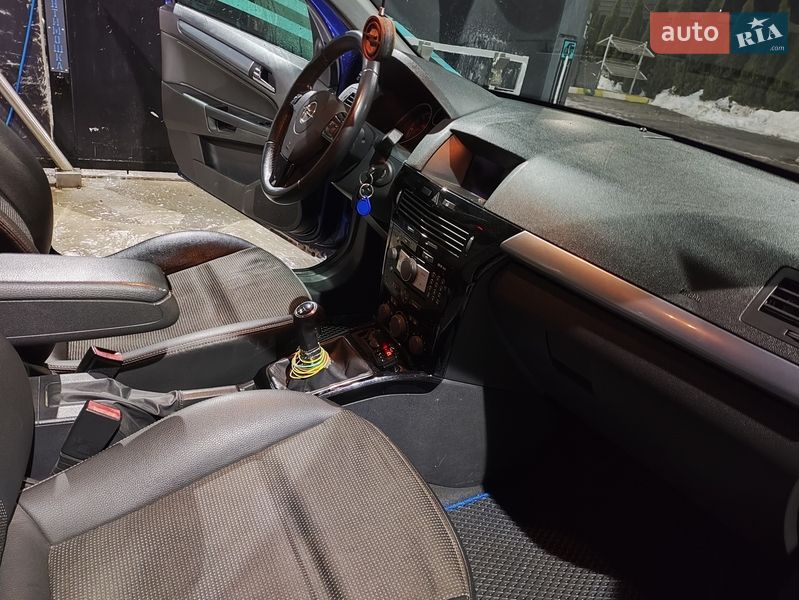 Універсал Opel Astra 2007 в Коростені
