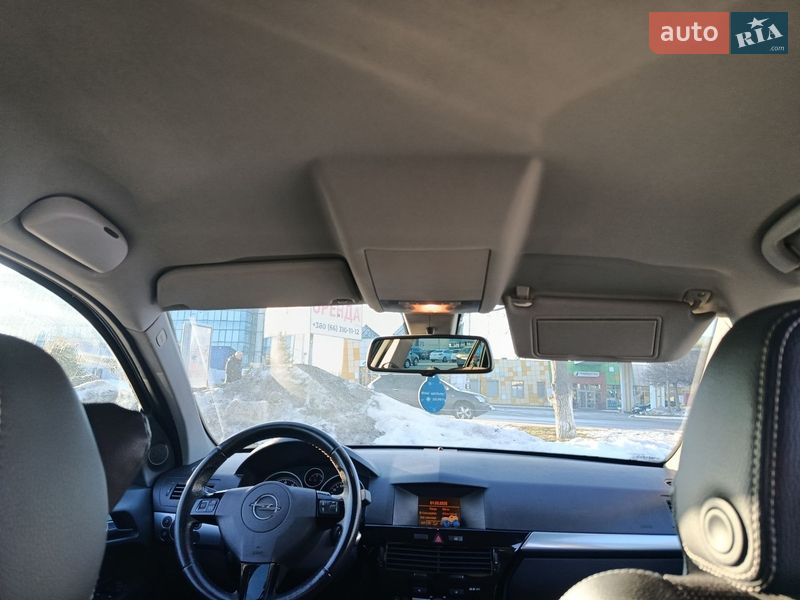 Универсал Opel Astra 2009 в Киеве