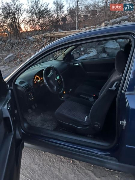Хэтчбек Opel Astra 2001 в Полтаве