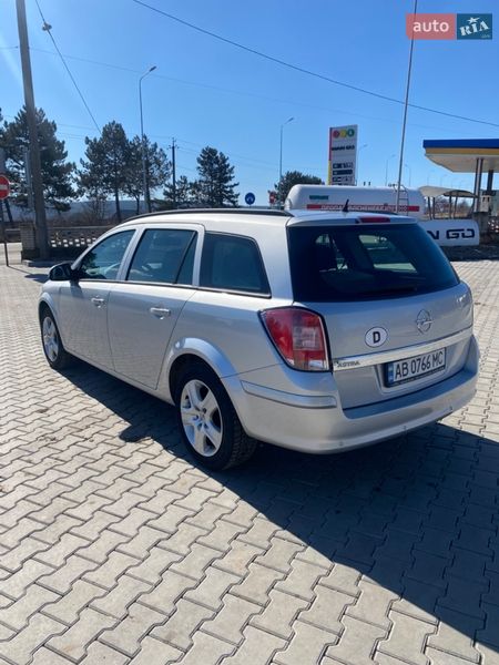 Универсал Opel Astra 2009 в Ямполе