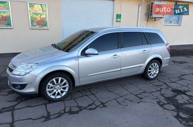 Універсал Opel Astra 2007 в Полтаві