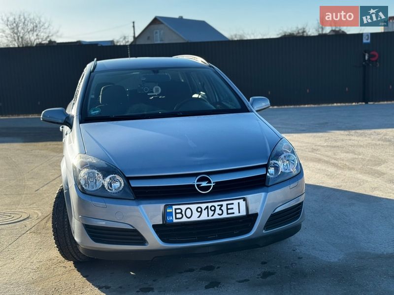 Универсал Opel Astra 2004 в Чорткове