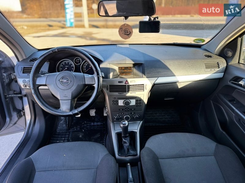 Универсал Opel Astra 2004 в Чорткове