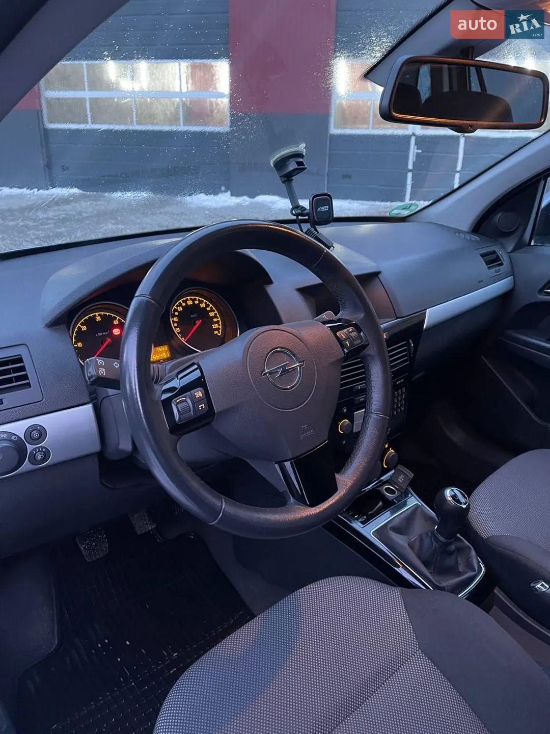 2010 Opel Astra - мініатюра 17