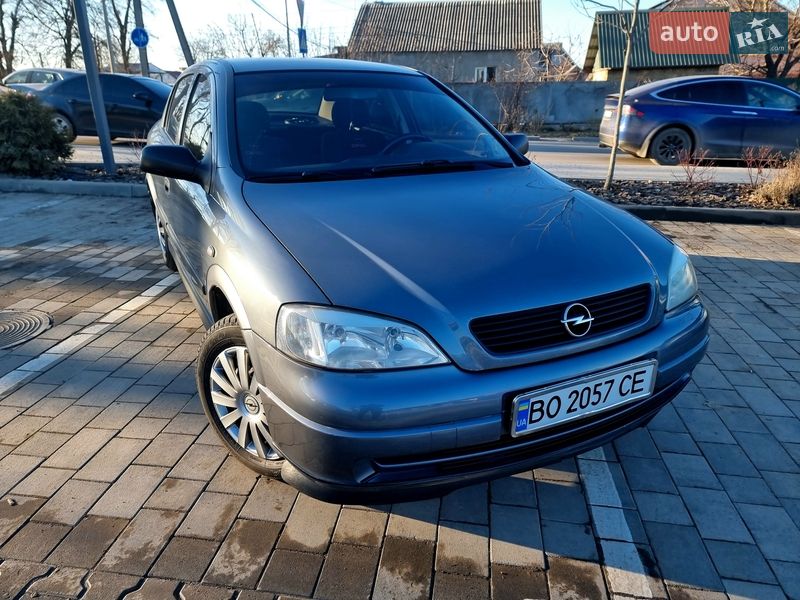 Седан Opel Astra 2008 в Виннице