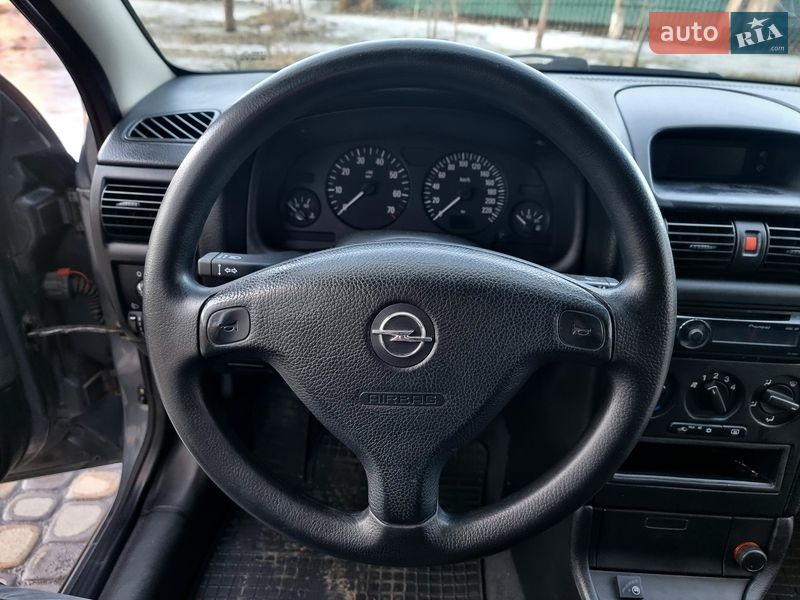Седан Opel Astra 2008 в Виннице