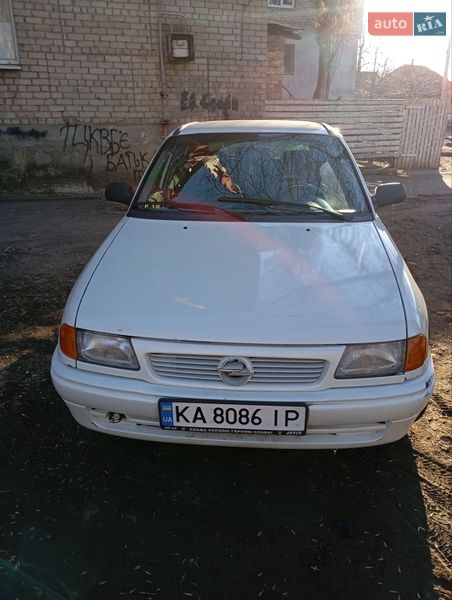Хэтчбек Opel Astra 1995 в Николаеве