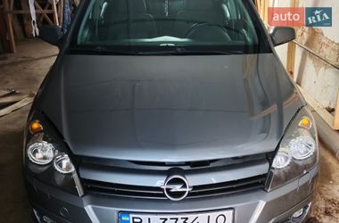 Хэтчбек Opel Astra 2005 в Лубнах
