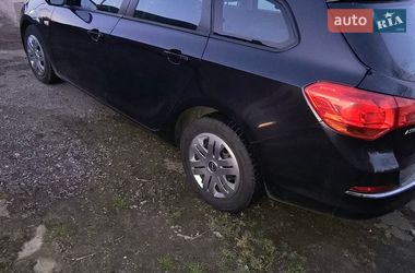 Хэтчбек Opel Astra 2013 в Ровно