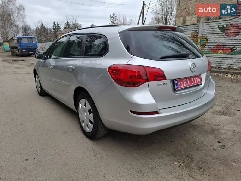 Універсал Opel Astra 2011 в Києві фото 7 Універсал Opel Astra 2011 в Києві