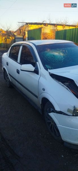 Седан Opel Astra 2002 в Лубнах