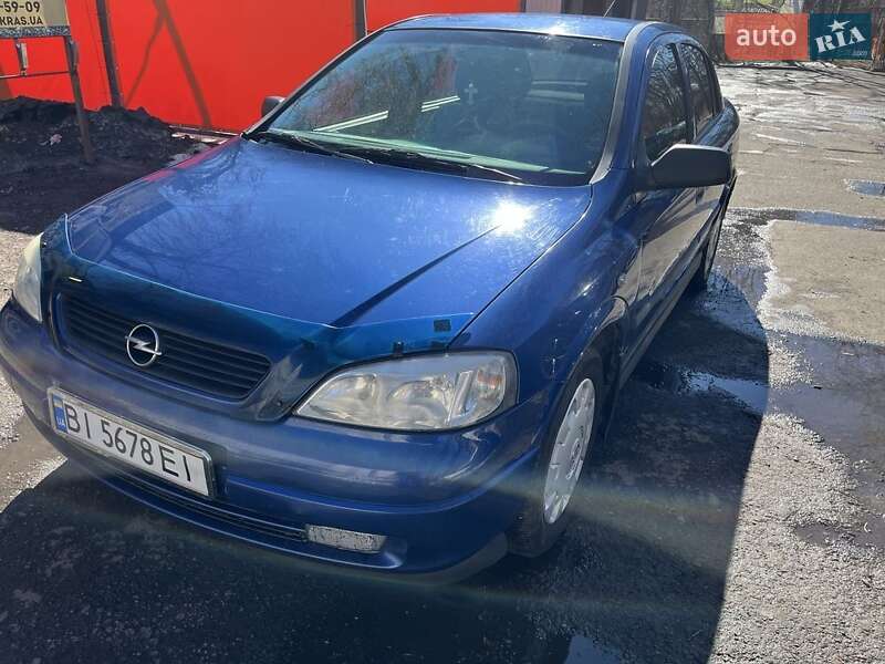 Седан Opel Astra 2006 в Черкассах