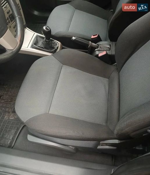 Універсал Opel Astra 2007 в Охтирці