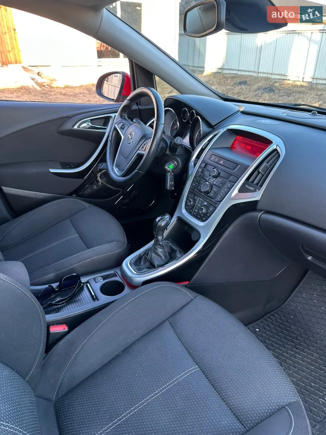 2011 Opel Astra - мініатюра 10