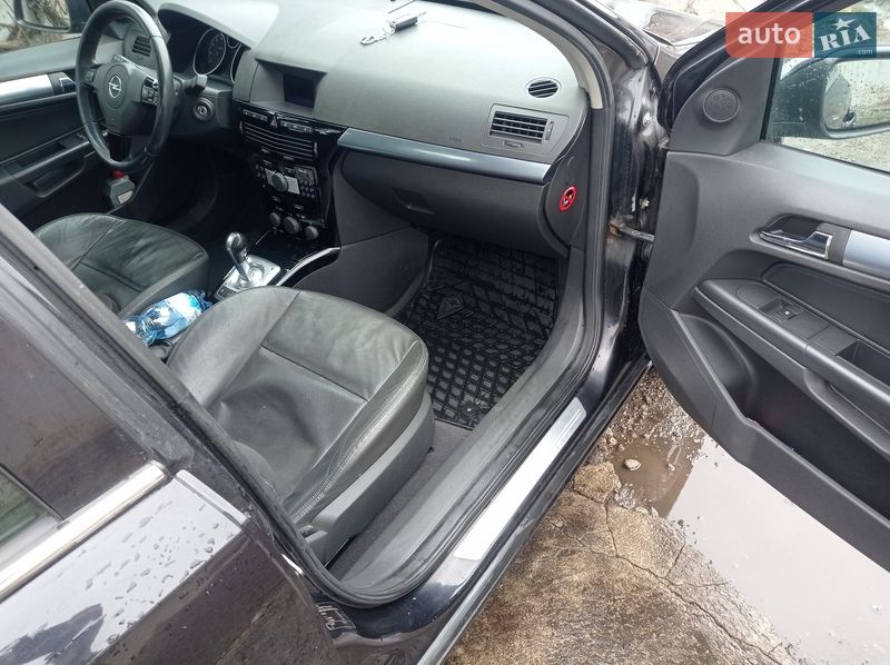 Седан Opel Astra 2007 в Черкасах фото 6 Седан Opel Astra 2007 в Черкасах