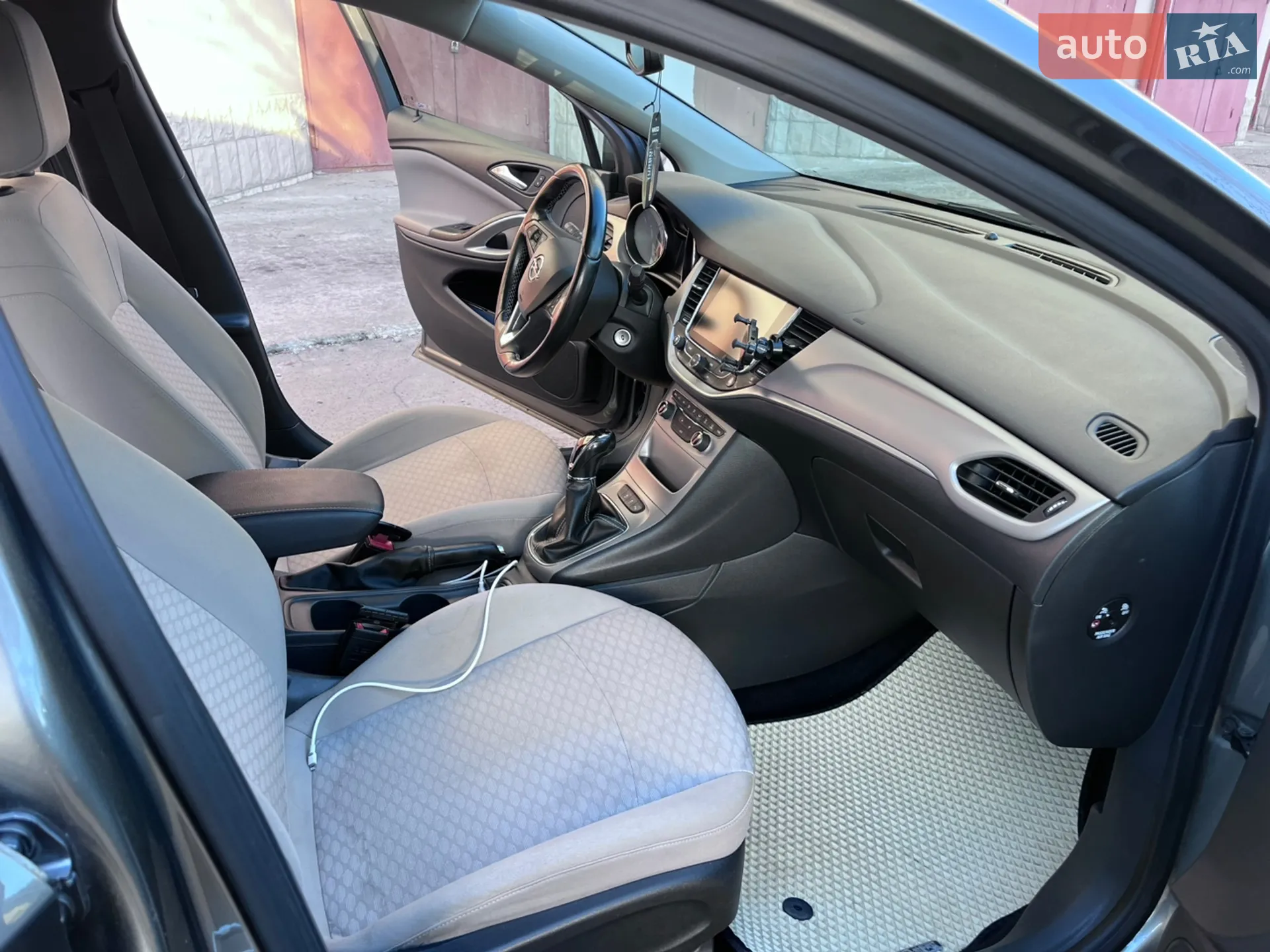 2017 Opel Astra - мініатюра 11