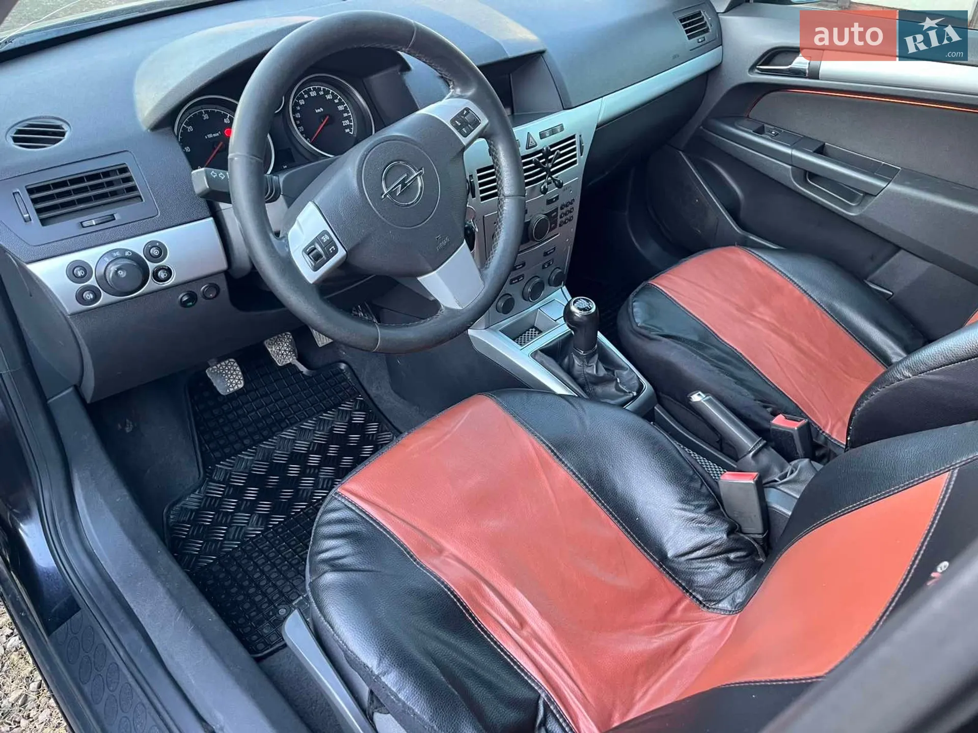 2010 Opel Astra - мініатюра 12