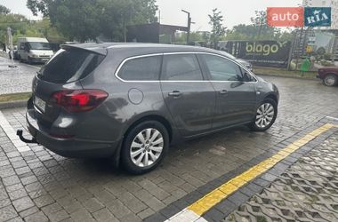Универсал Opel Astra 2011 в Ивано-Франковске