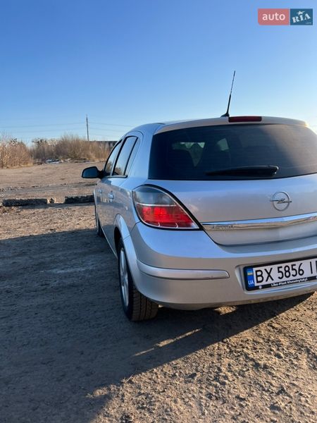 Хэтчбек Opel Astra 2009 в Хмельницком