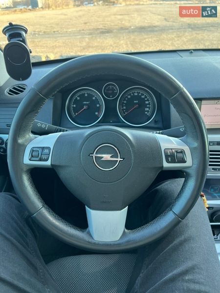 Хэтчбек Opel Astra 2009 в Хмельницком