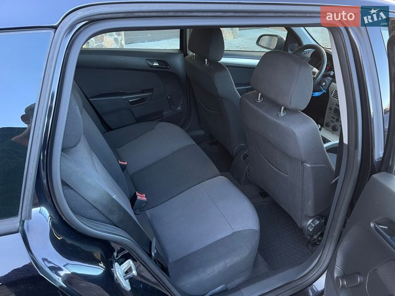 Универсал Opel Astra 2008 в Надворной