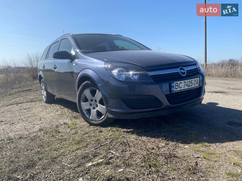 Універсал Opel Astra 2006 в Новомосковську