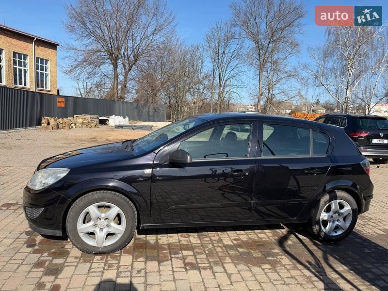 Хэтчбек Opel Astra 2008 в Смеле
