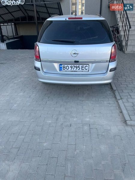 Універсал Opel Astra 2004 в Львові