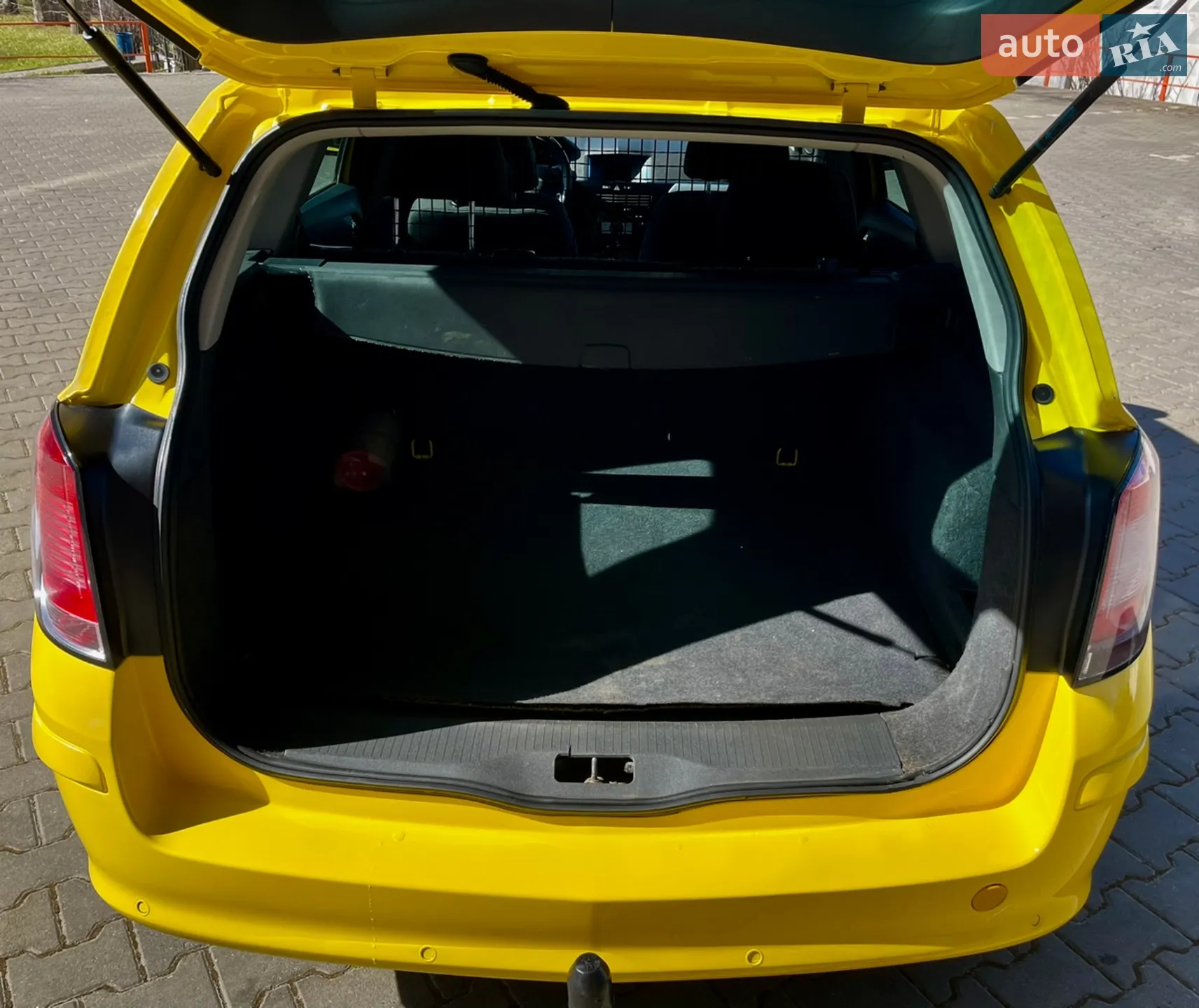 2010 Opel Astra - мініатюра 11