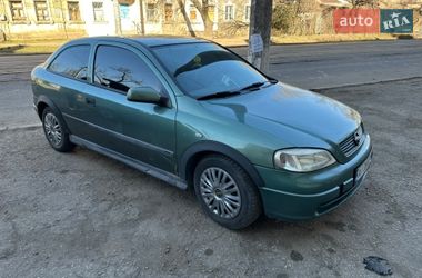Хэтчбек Opel Astra 2000 в Николаеве